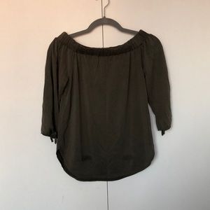 Francesca’s Off the shoulder top